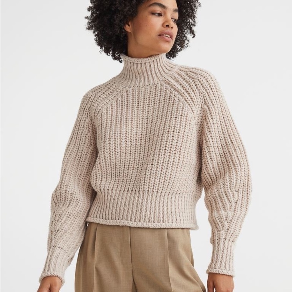 Cropped knit sweater